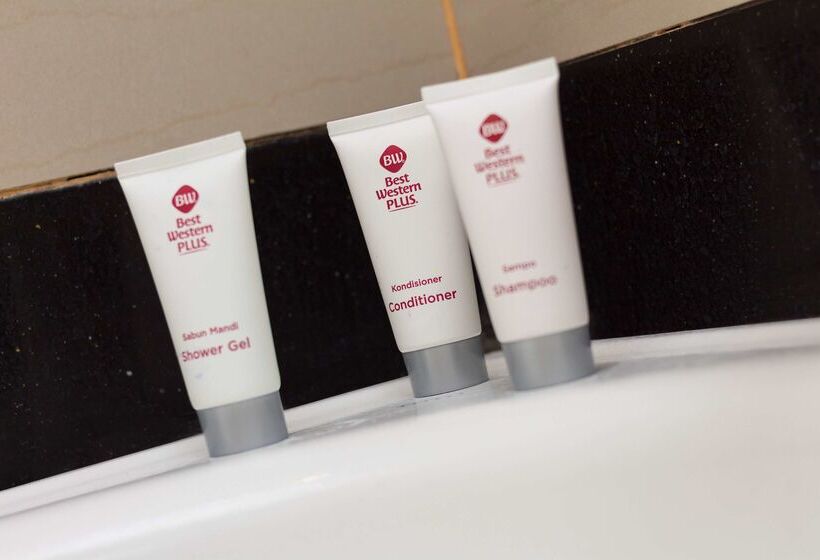 هتل Best Western Plus Makassar Beach