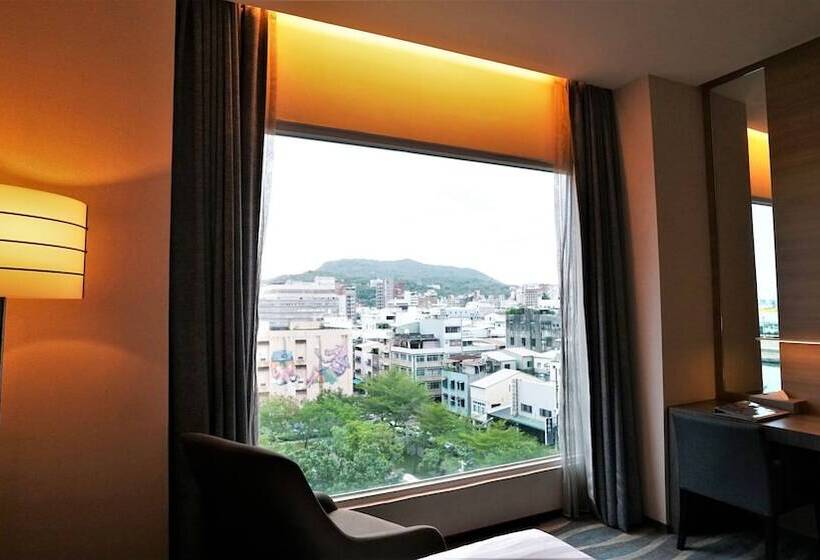 هتل City Suites  Kaohsiung Chenai