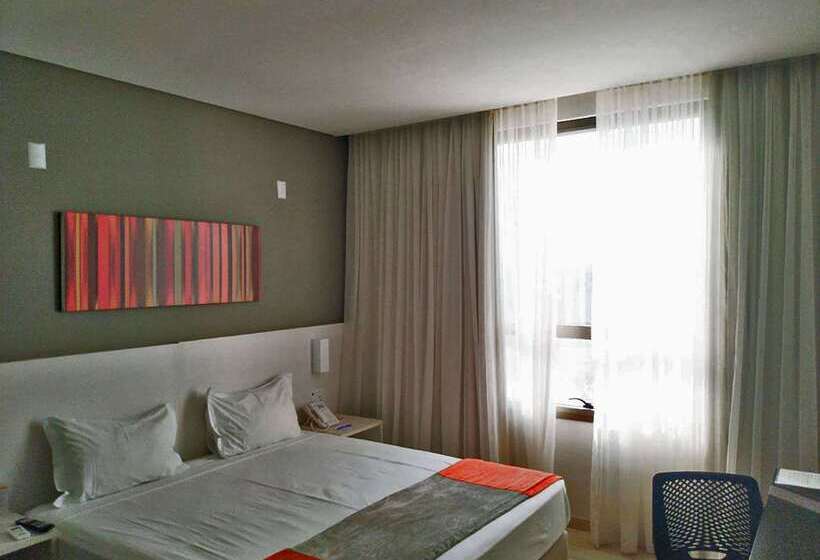 هتل Comfort  And Suites Rondonopolis