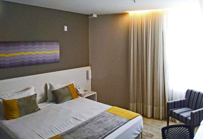 هتل Comfort  And Suites Rondonopolis