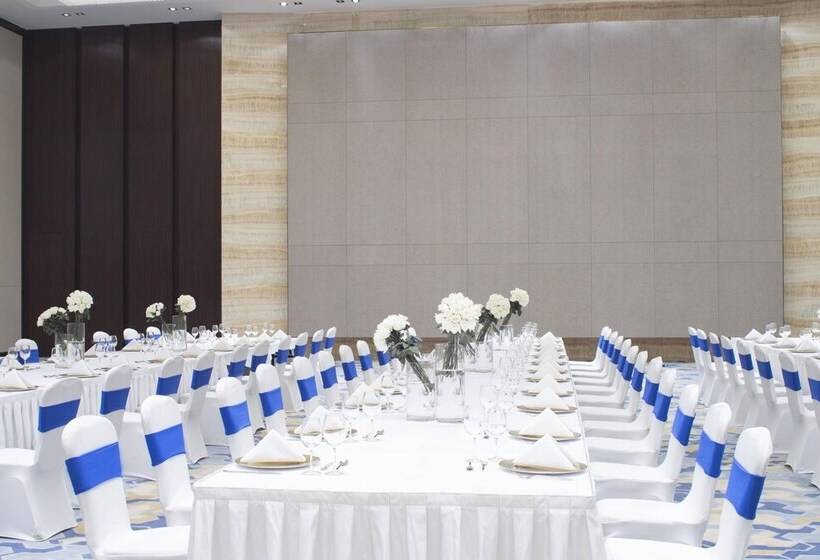 هتل Four Points By Sheraton Hefei, Shushan