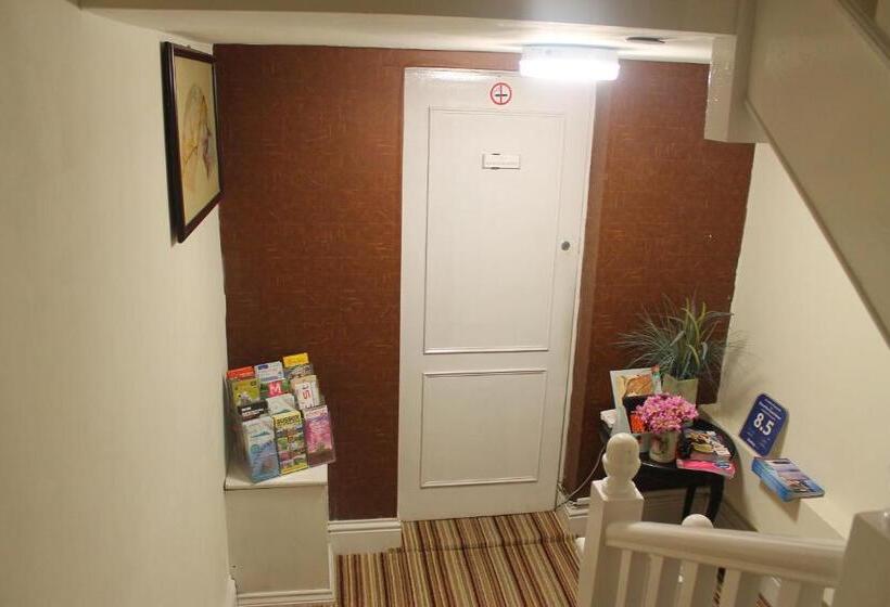 Fotos del hotel Grand Pier Guest House:  17