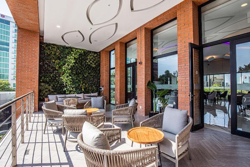 هتل Guadalajara Country Club By Hnf