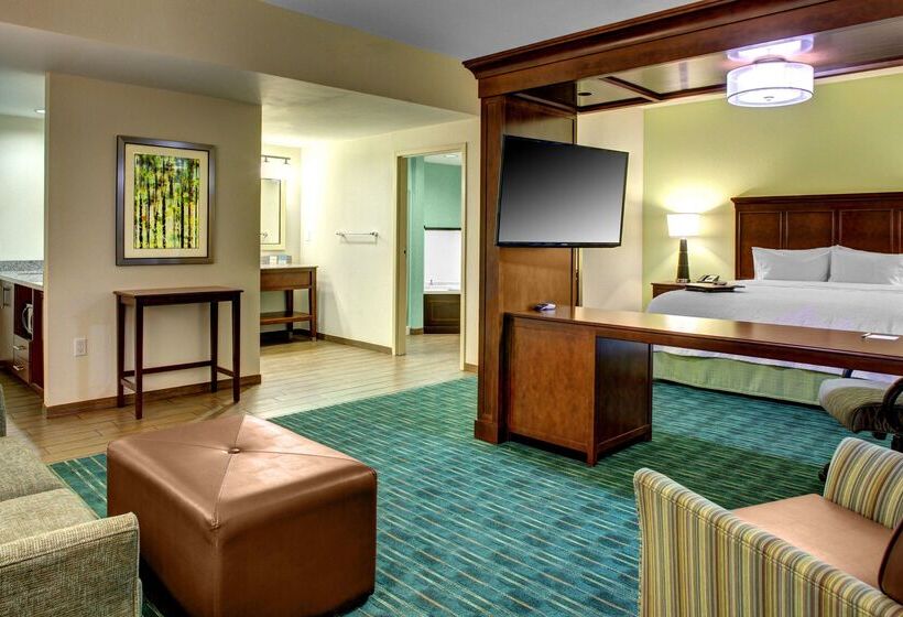 فندق Hampton Inn & Suites Coconut Creek