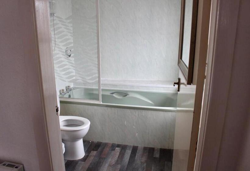 Henson Hotel Pleasure Beach