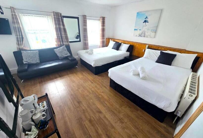 Henson Hotel Pleasure Beach
