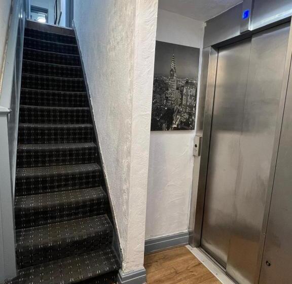 Henson Hotel Pleasure Beach