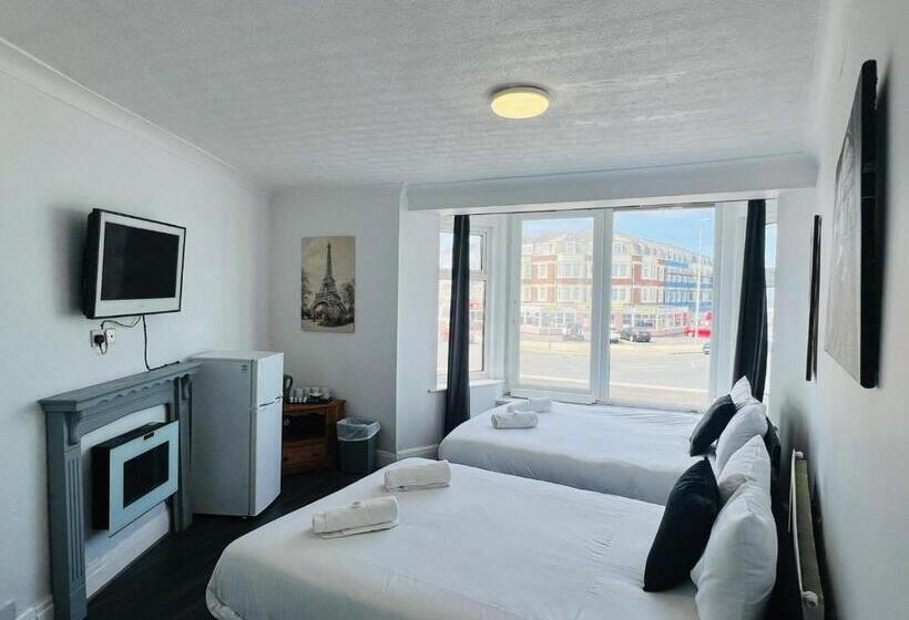 Henson Hotel Pleasure Beach