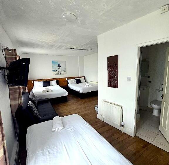 Henson Hotel Pleasure Beach