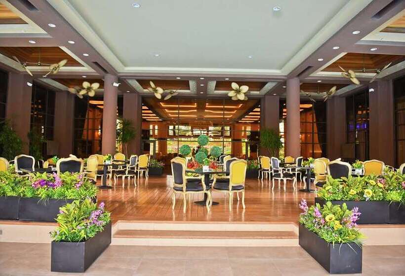 هتل Hilton Alexandria King S Ranch