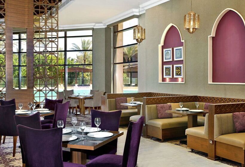 هتل Hilton Alexandria King S Ranch