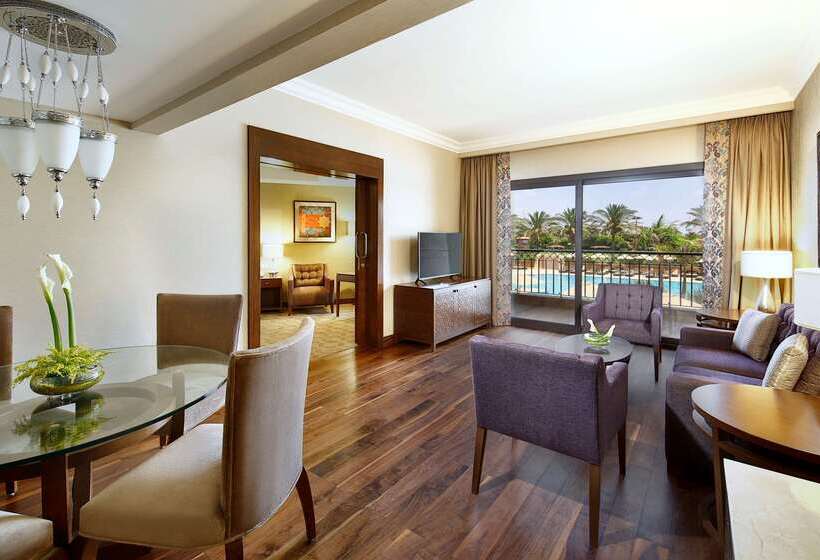 هتل Hilton Alexandria King S Ranch
