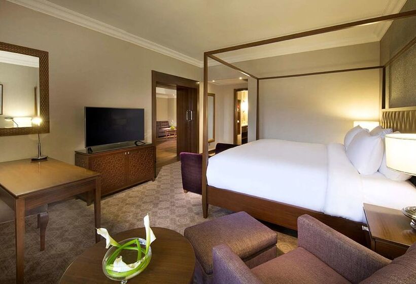 هتل Hilton Alexandria King S Ranch