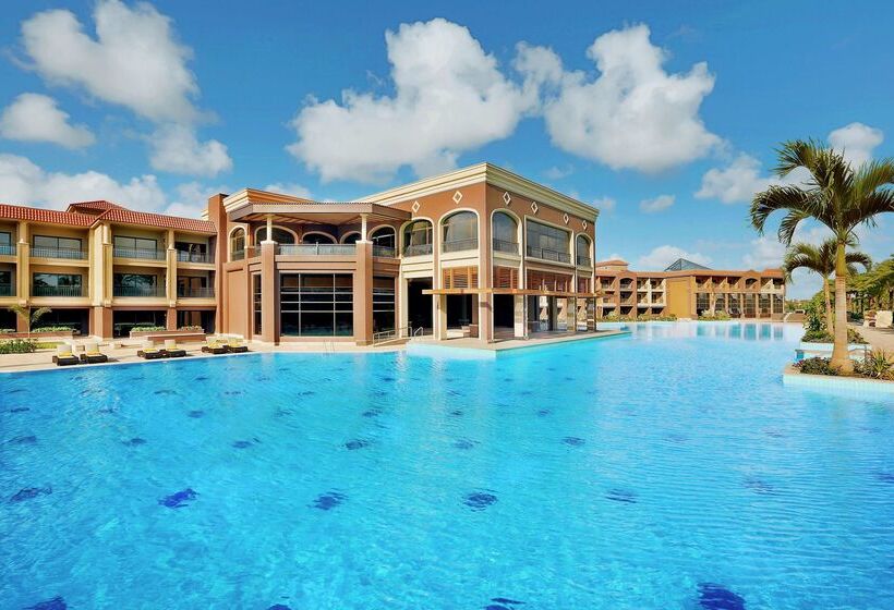 هتل Hilton Alexandria King S Ranch