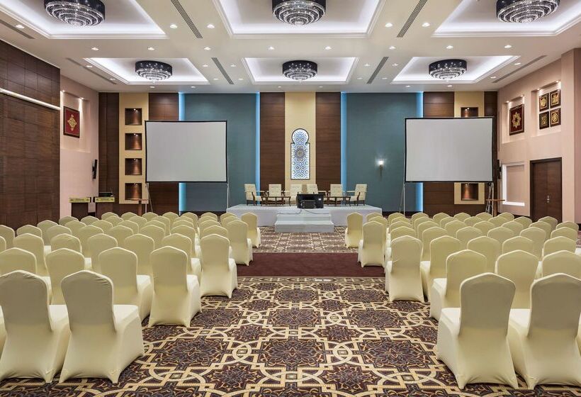 هتل Hilton Alexandria King S Ranch