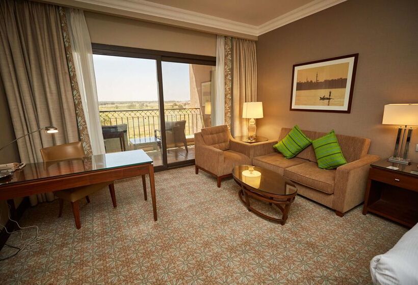 هتل Hilton Alexandria King S Ranch