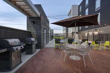 هتل Home2 Suites By Hilton Houston/katy