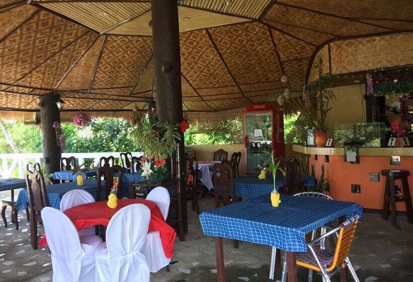 هتل La Petra Beach Resort