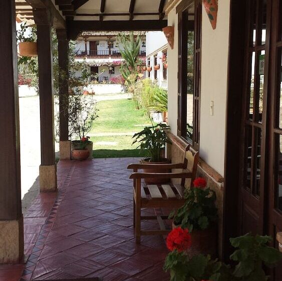 هتل Santa Viviana Villa De Leyva