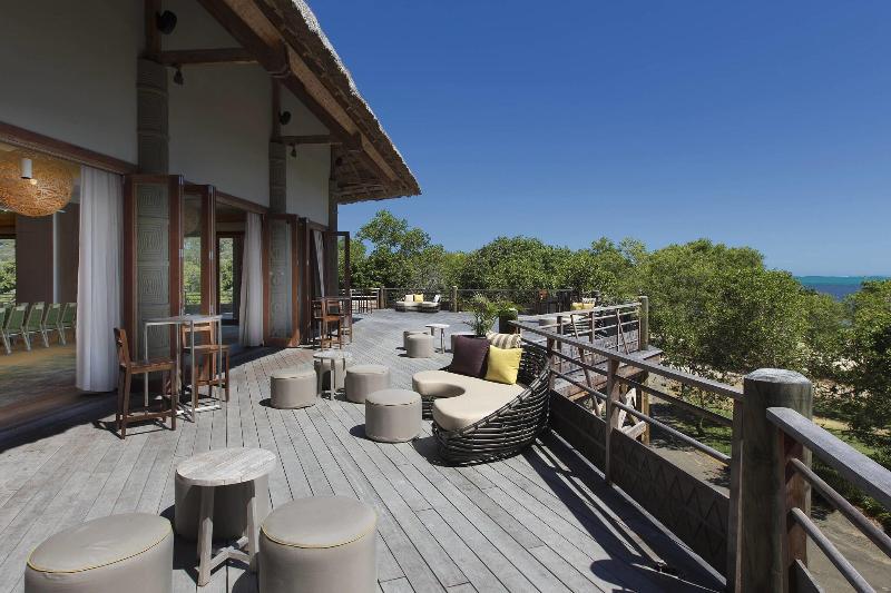 هتل Sheraton New Caledonia Deva Spa & Golf Resort