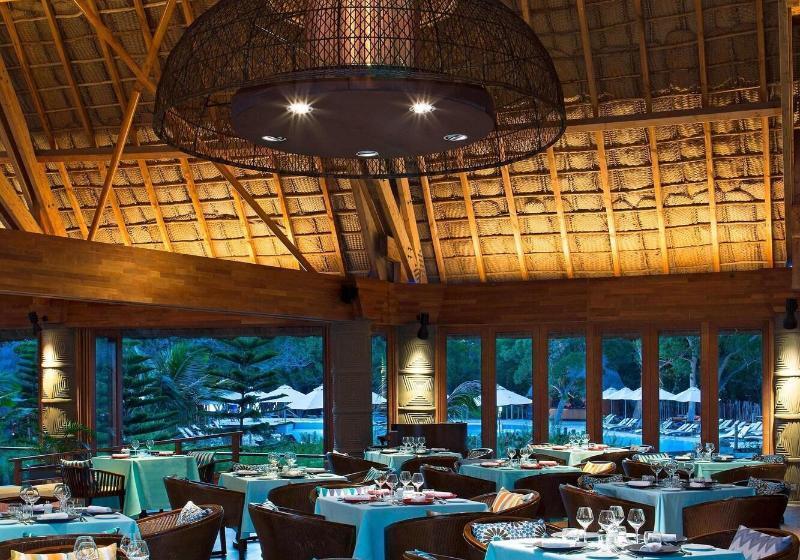 هتل Sheraton New Caledonia Deva Spa & Golf Resort