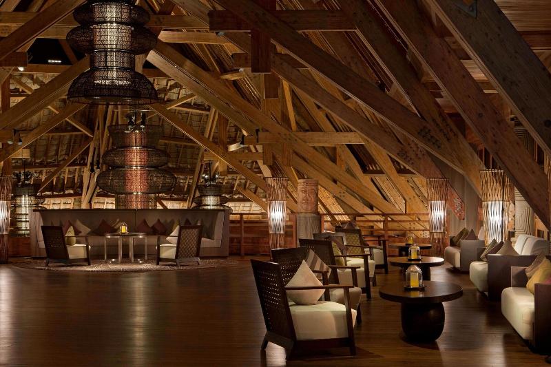 هتل Sheraton New Caledonia Deva Spa & Golf Resort