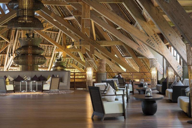 هتل Sheraton New Caledonia Deva Spa & Golf Resort