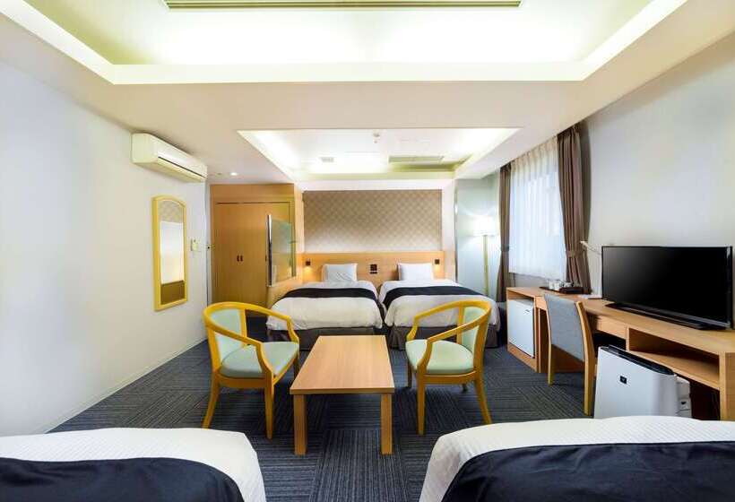 Surestay Plus  By Best Western Shinosaka