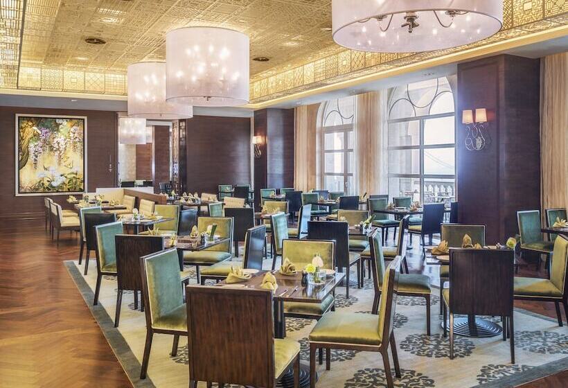 Fotos del hotel The Castle Hotel, A Luxury Collection Hotel, Dalian:  17