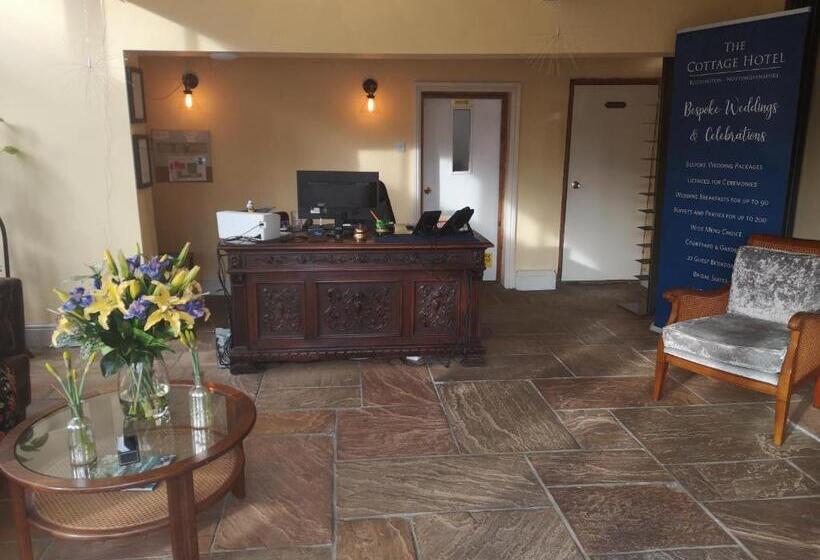 هتل The Cottage