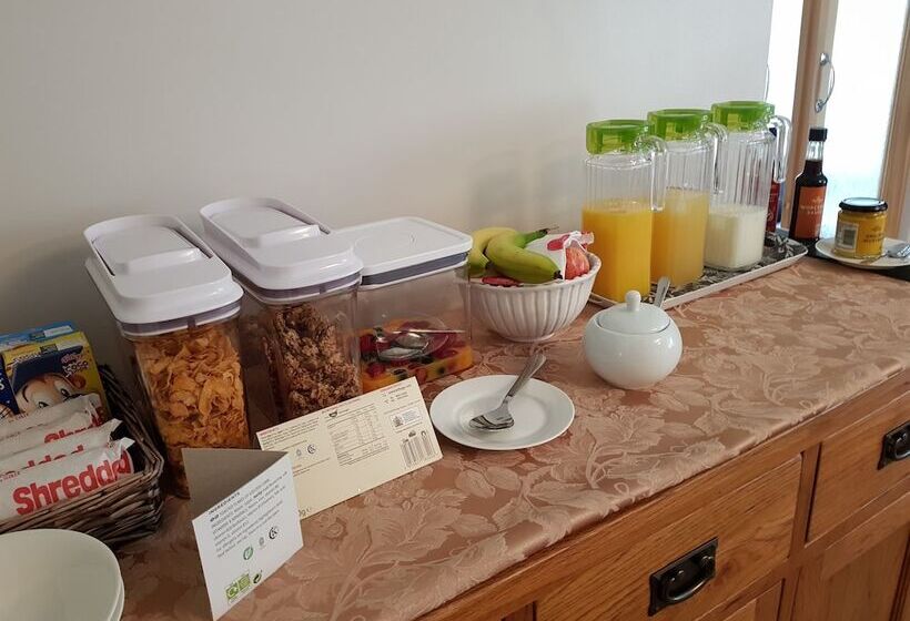 Fotos del hotel The Oak B&b:  16