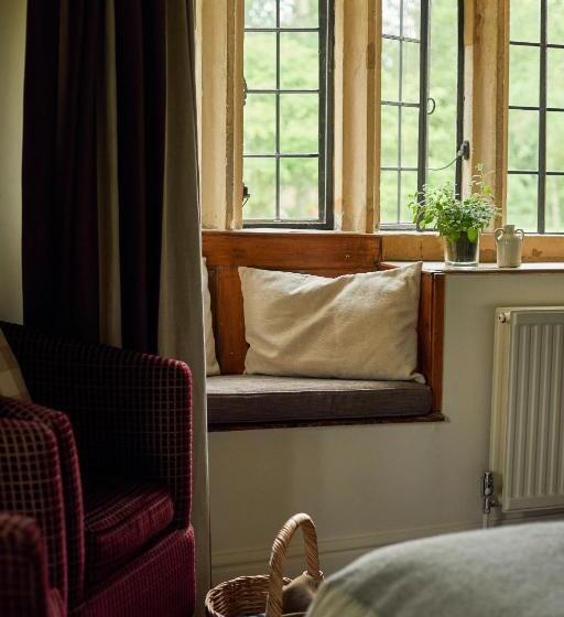 ホテル The Slaughters Country Inn