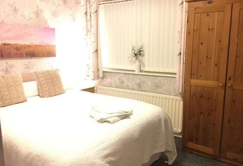 Fotos del hotel The Villa:  8