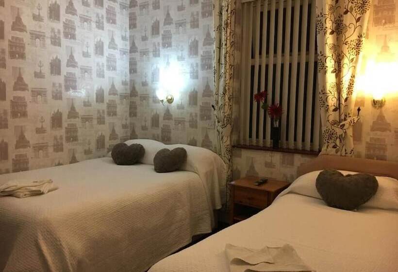 Fotos del hotel The Villa:  9