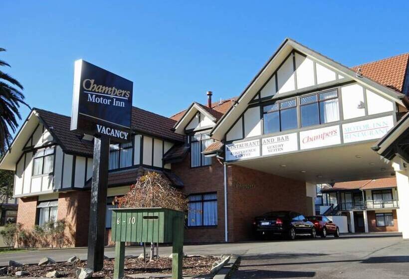 مُتل Champers Motor Inn