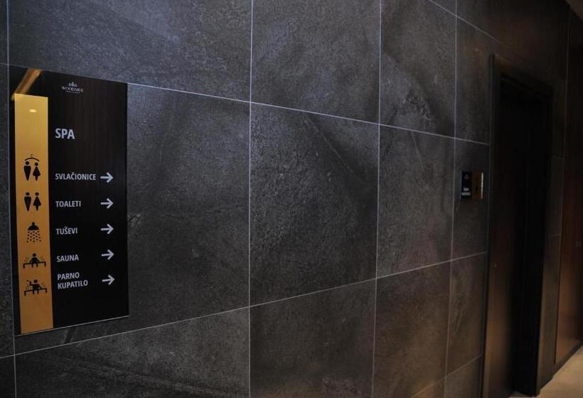 Family Apart Woodside