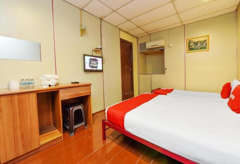 هتل Oyo 90627 Pulau Ketam Inn