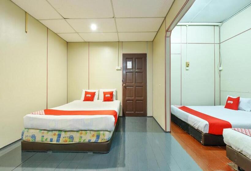 هتل Oyo 90627 Pulau Ketam Inn