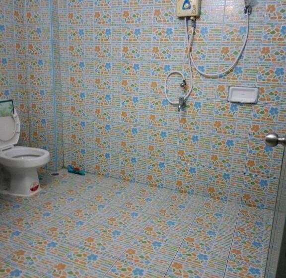 پانسیون Yuri Guesthouse