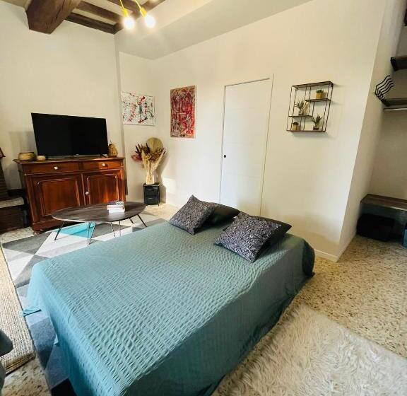 تختخواب و صبحانه Casa Altea