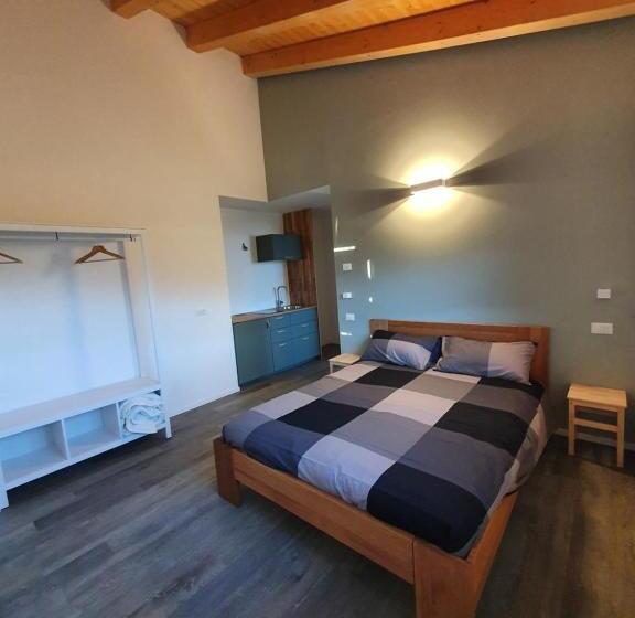 هتل Agriturismo Budin