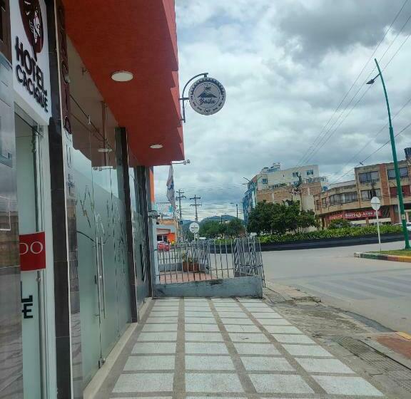 Отель Cacique