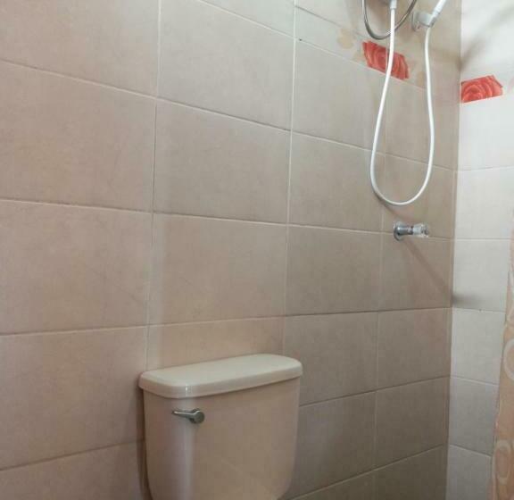 פנסיון Linda Habitacion De