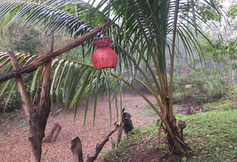 هتل Baansuan Suksangob Farm Stay