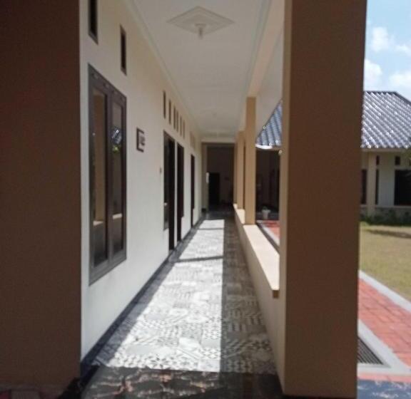 هتل Express O 91708 Rumah Sriwijaya 12a Syariah