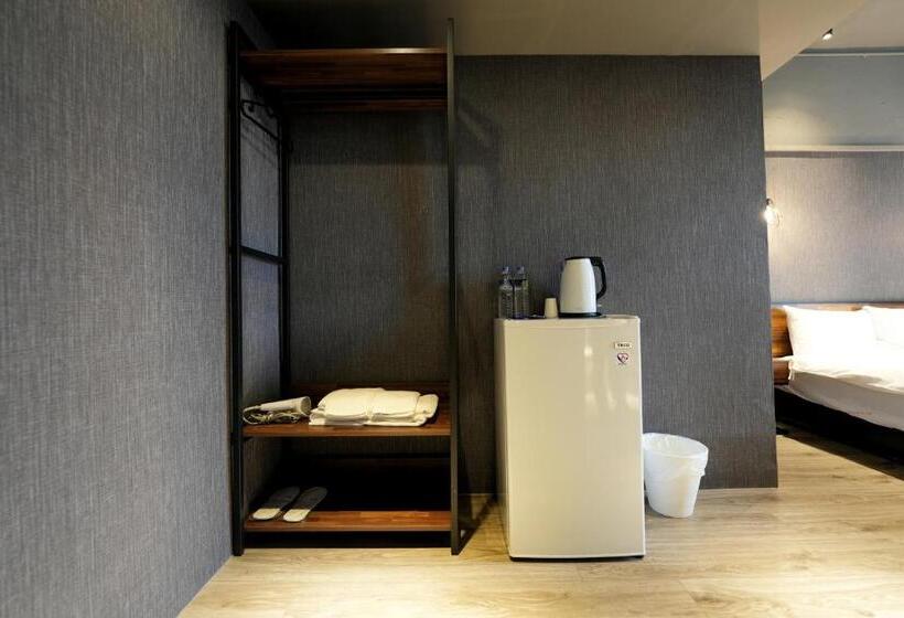 Meworld Hotel   Songshan