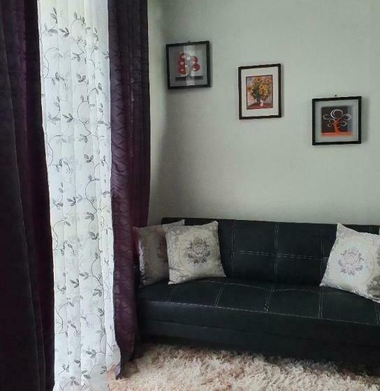 פנסיון Grandview Residence