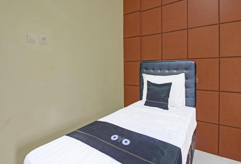 هتل Collection O 91666 Meyli Guesthouse