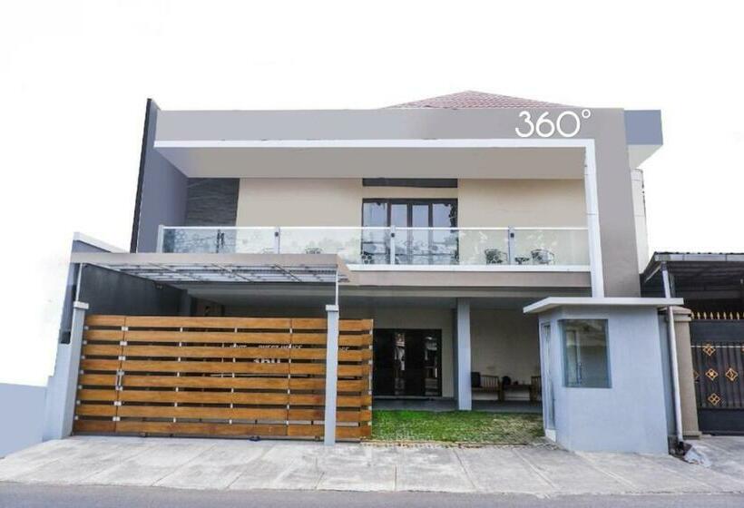 پانسیون 360° Guest House