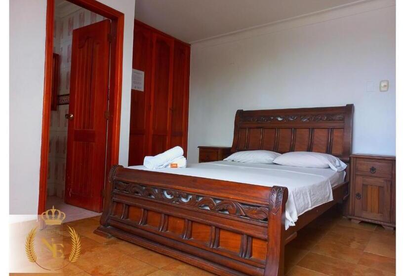 هتل Nueva Esperanza